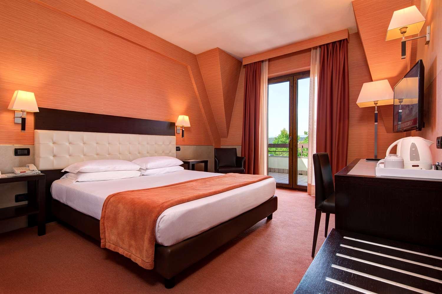 Best Western Gorizia Palace Esterno foto