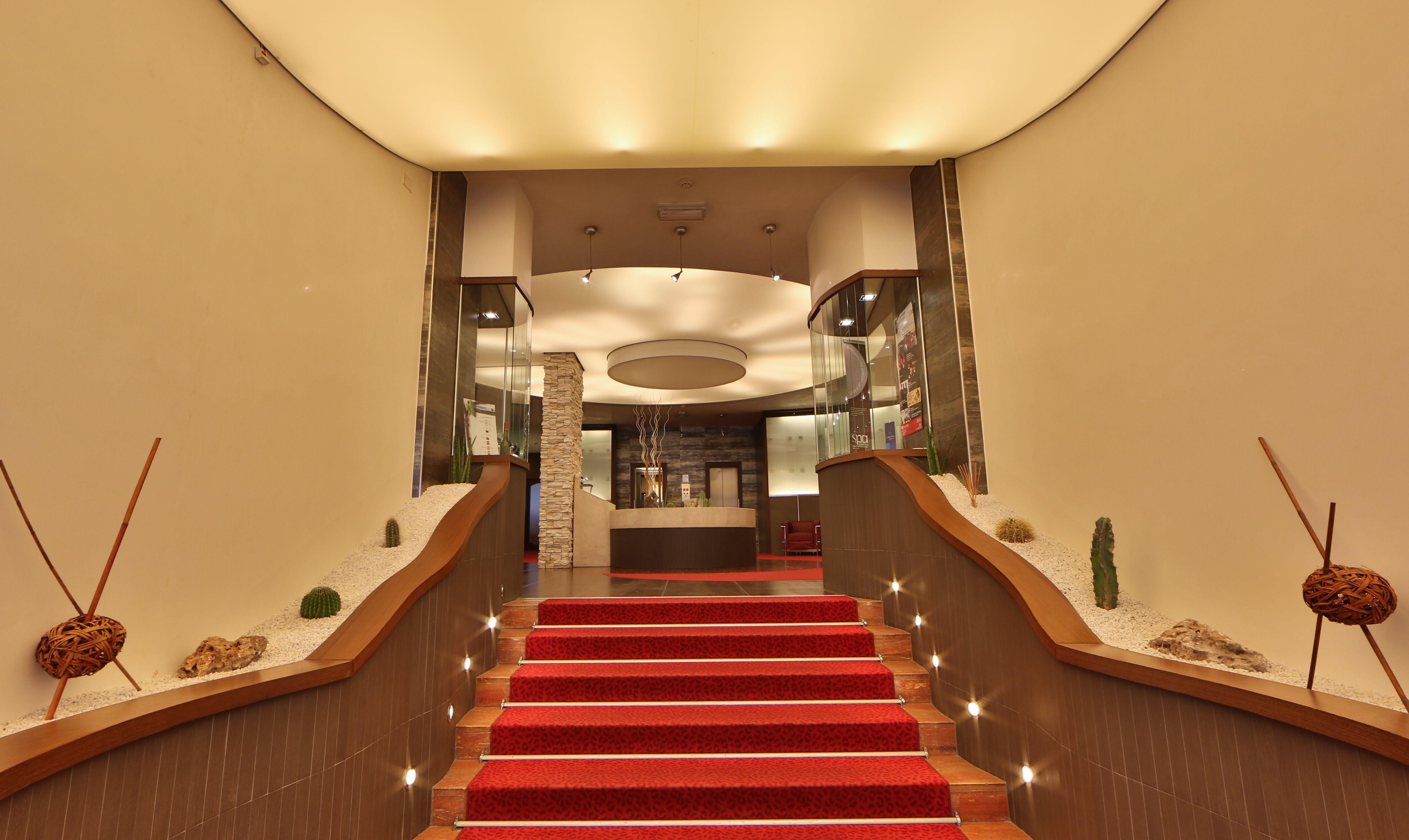 Best Western Gorizia Palace Esterno foto