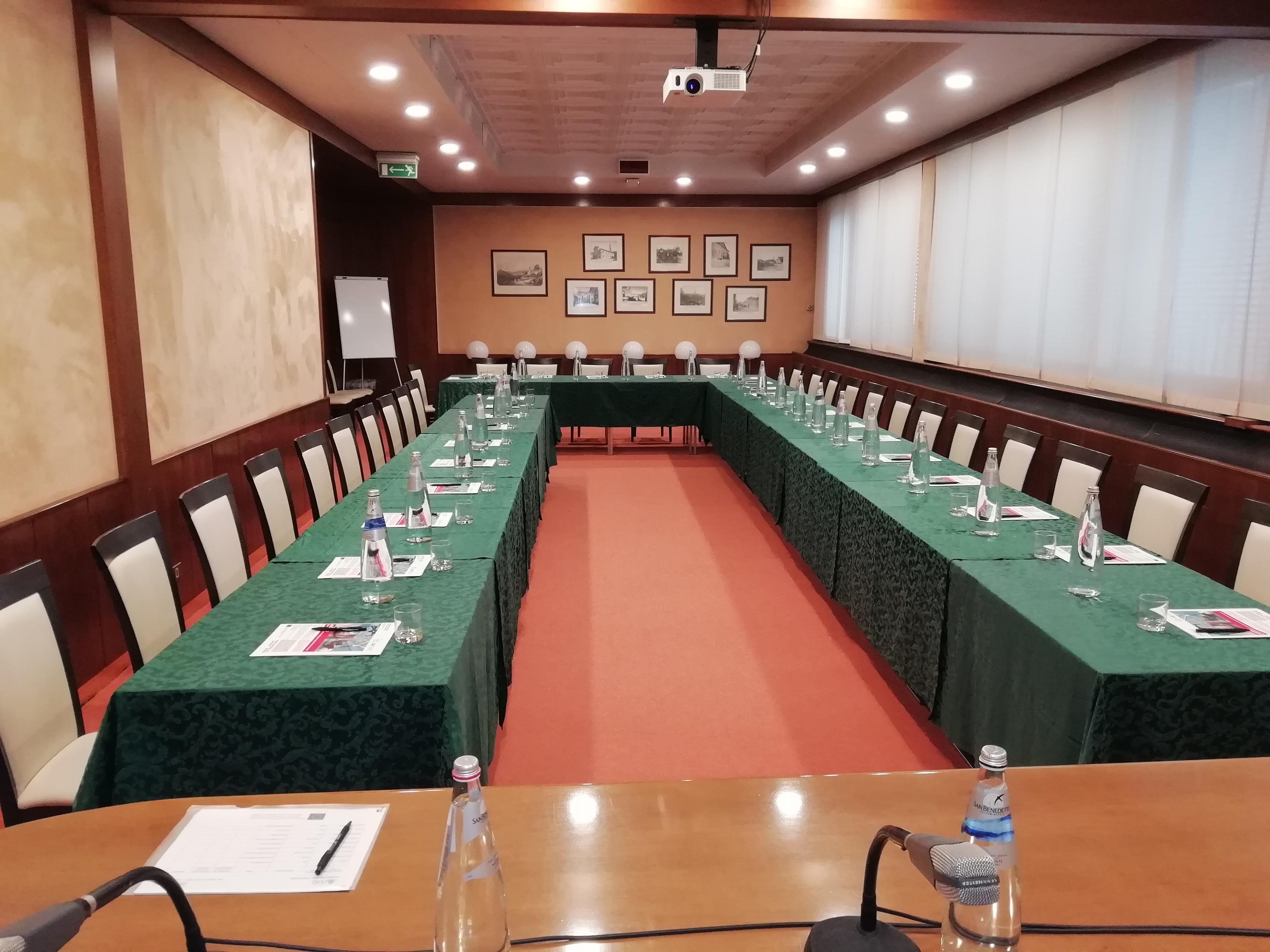 Best Western Gorizia Palace Esterno foto