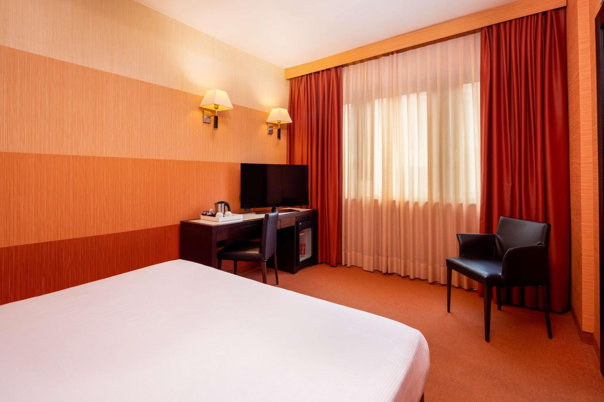 Best Western Gorizia Palace Esterno foto