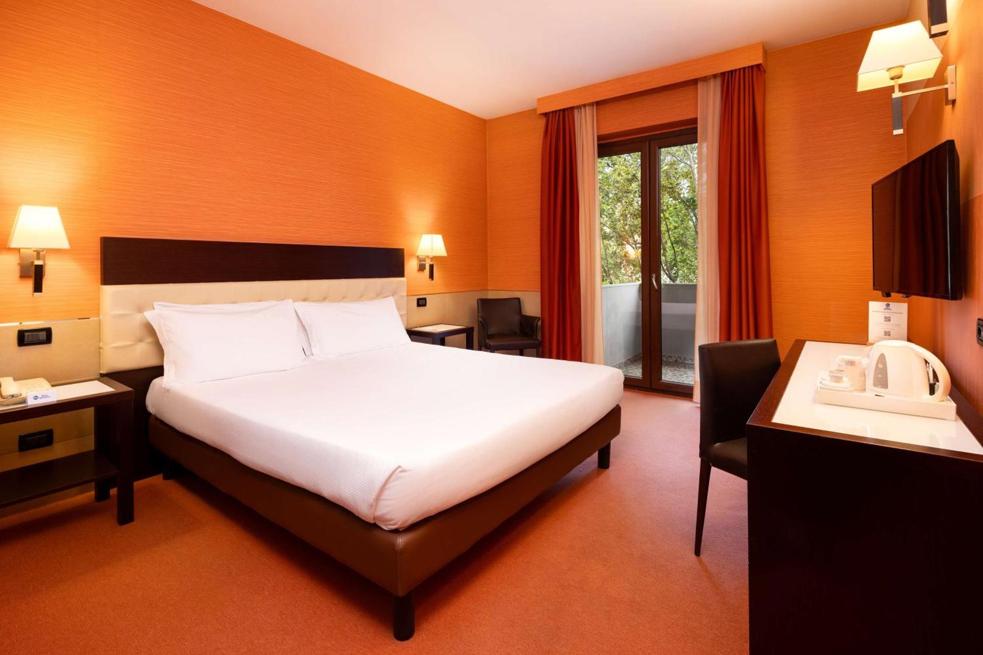 Best Western Gorizia Palace Esterno foto