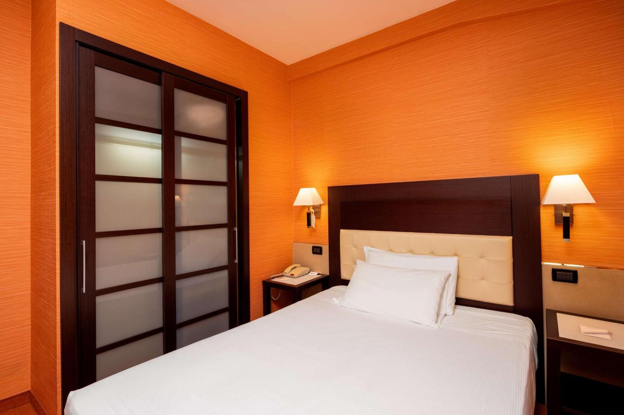 Best Western Gorizia Palace Esterno foto